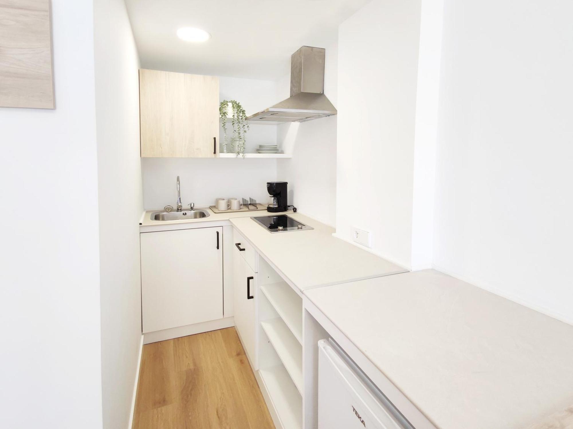 Apartamento de 1 dormitorio con balcón