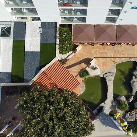 Hotel Capricho-3
